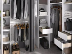 Vente-unique Armario Abierto, Vestidor|Armario esquinero con 1 puerta, cortina y espejo, 231 cm de ancho, y gris - BETRAND