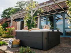 Mspa Spa Semirrígido|Bañera de hidromasaje 6 plazas antracita con LED, L160 m x l160m x Alt. 65 cm, NAPUKA de
