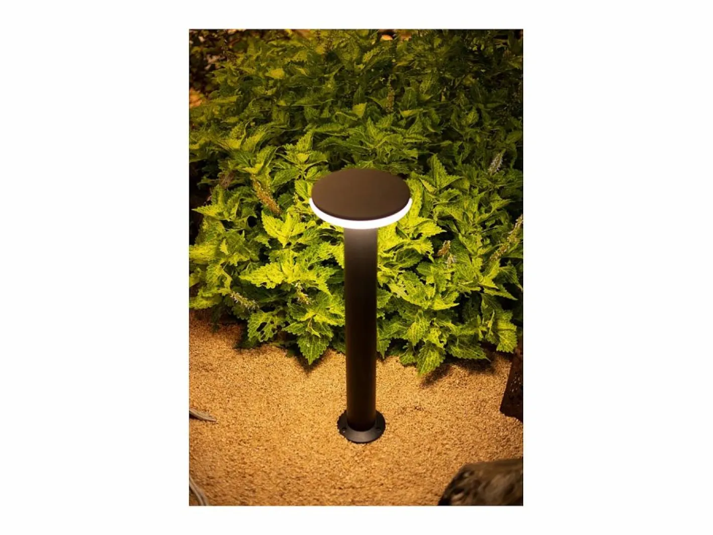 Baliza LED Mac Floor Corten 3000K - 12W IP65 de 30 cm de altura para exterior en aluminio - Downlight - Beneito & Faure^ New