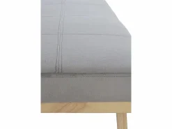 Banco Y Pie De Cama|Banco Y Pie De Cama|Banqueta tapizada con tejido aterciopelado con patas madera