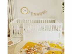 Cama infantil 90 x 200 cm - marco de cama de madera - con barreras de seguridad - con puerta - ​ (somier de láminas no incluido)^ModernLuxe Discount