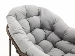 Sillón Escandinavo|Cocon - Mecedora de ratán - Estructura de acero con cojín suave - Para uso en interiores y exteriores