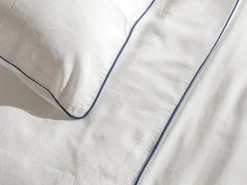 Palacio Conjunto de cama de percal 80 hilos/ cm² - Funda 220 x 240 cm + 2 fundas de almohada - Blanco - AGAMI Azul / Blanco Sale