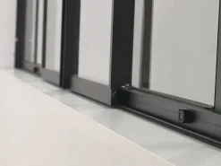 Vente-unique Cristalera corredera de cristal templado y aluminio termolacado 180x105 cm RAVENA Negro