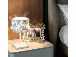 Lámpara De Mesa|Lámpara de mesa Farfallosa 20x20x37,2 cm de hierro perforado con mariposas en relieve Efecto de luz decorativa Casquillo E27 Made in Italy Crema