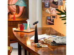 Lámpara De Mesa|Lámpara de mesa recargable Zafferano Angelina: inalámbrica, cabezal ajustable, control táctil, diseño interior moderno, color .