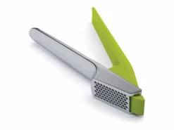 Joseph Joseph Prensa de ajo CleanForce , diseño ergonómico, fácil de usar y limpiar, ideal para triturar ajo sin esfuerzo en la cocina. Verde Discount