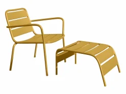 MYLIA Salones De Jardín|Silla baja jardín apilable + reposapiés de metal - Amarillo - MIRMANDE de