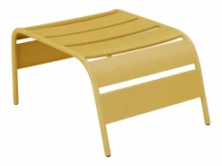 MYLIA Salones De Jardín|Silla baja jardín apilable + reposapiés de metal - Amarillo - MIRMANDE de