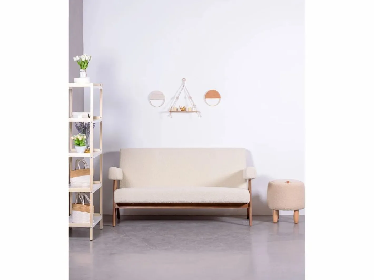 Sofá vintage en madera de teca y tapizado en boucle - Daneu -^Nest Dream Outlet